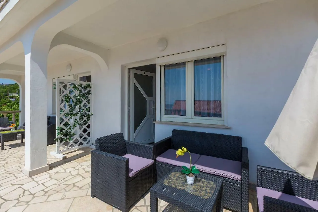 Apartments Ivano Dramalj Croatia