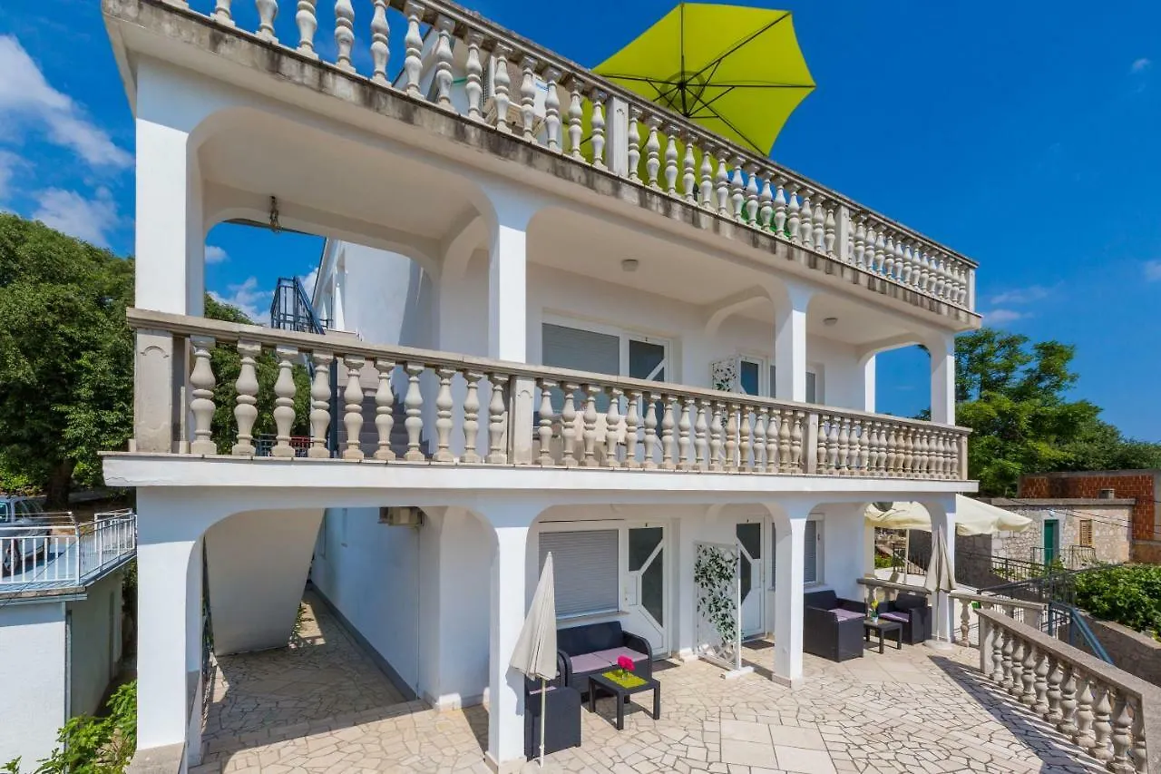 Apartments Ivano Dramalj Croatia