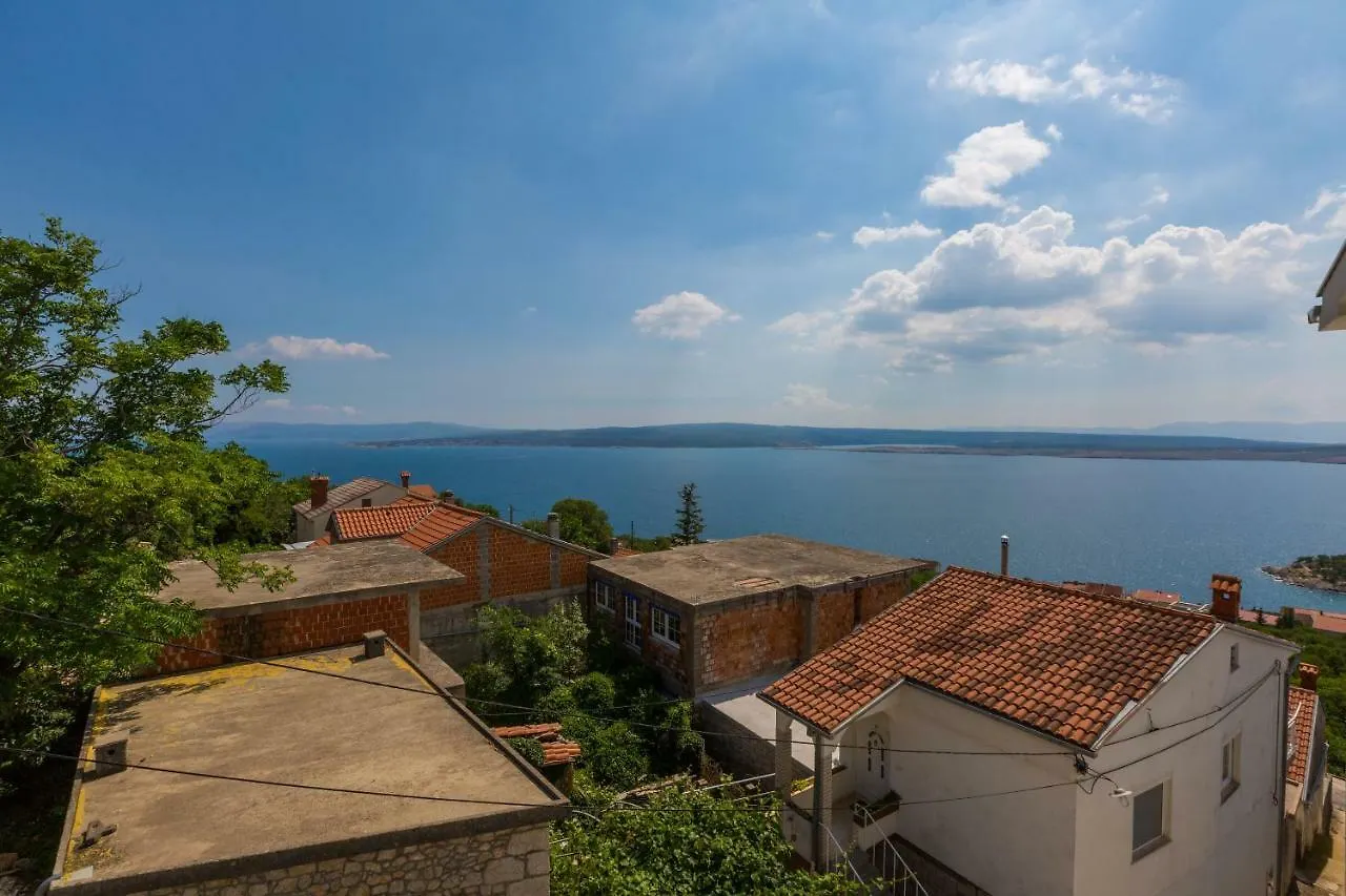 Apartments Ivano Dramalj