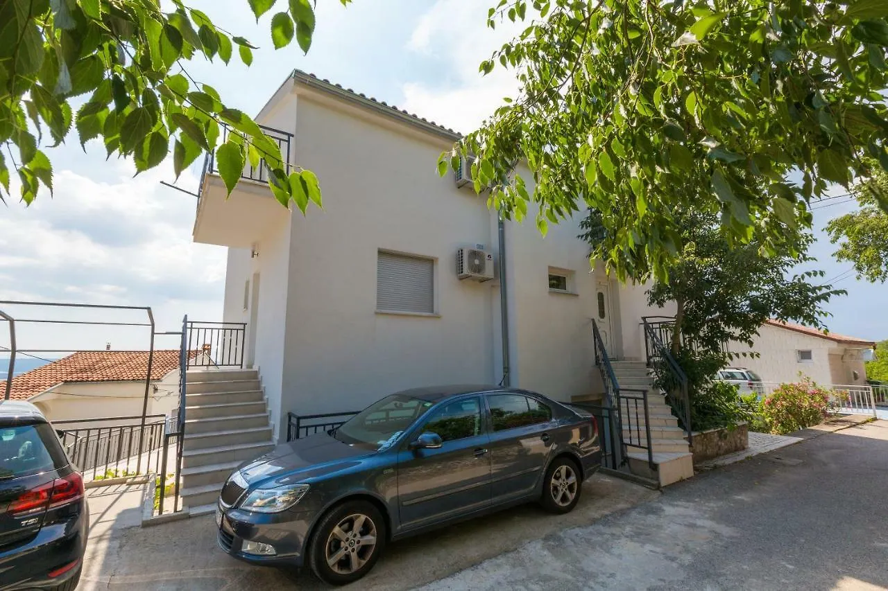 Apartments Ivano Dramalj Croatia