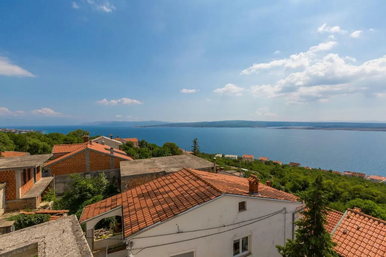 Apartments Ivano Dramalj