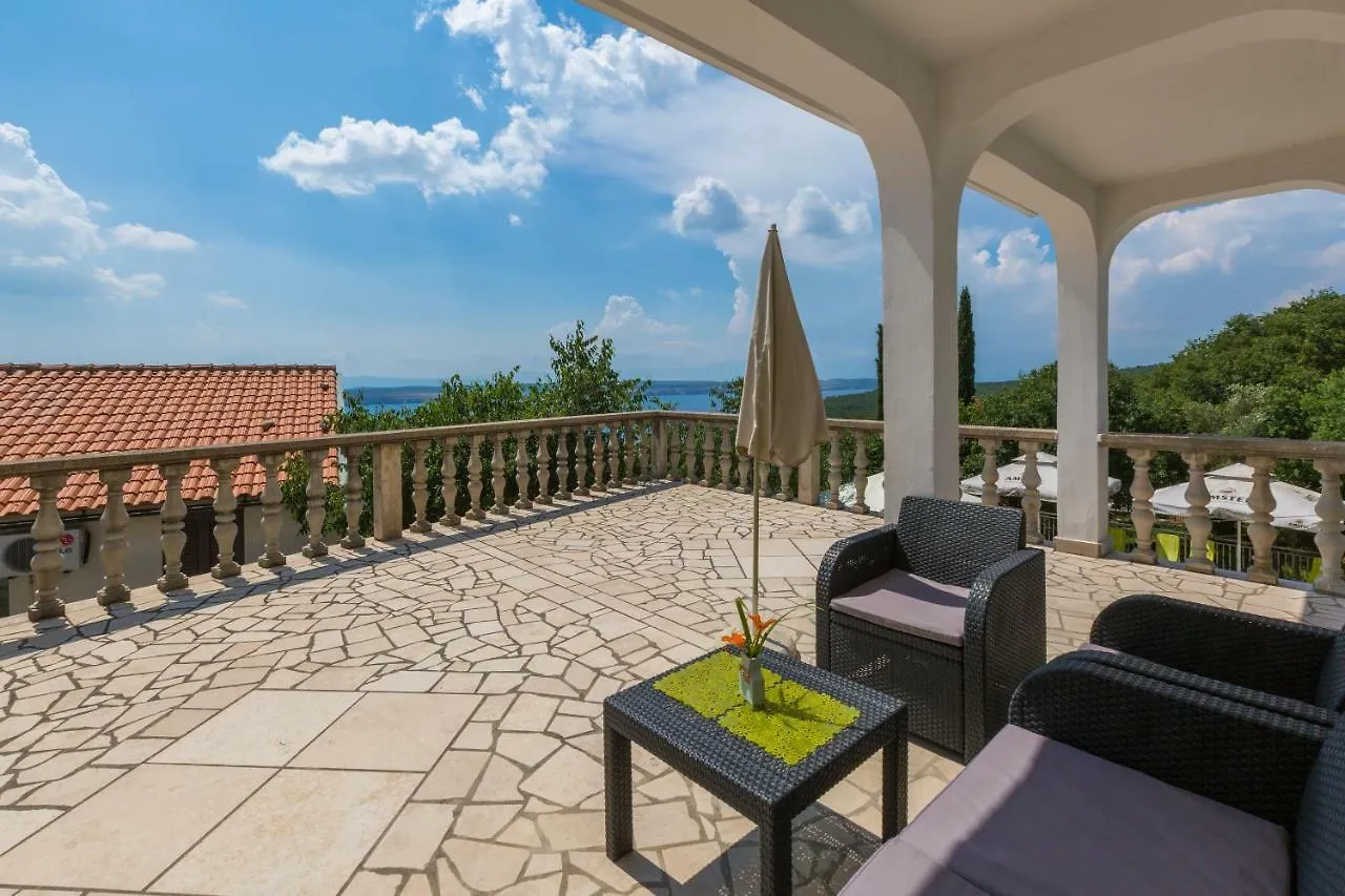 Apartments Ivano Dramalj Croatia